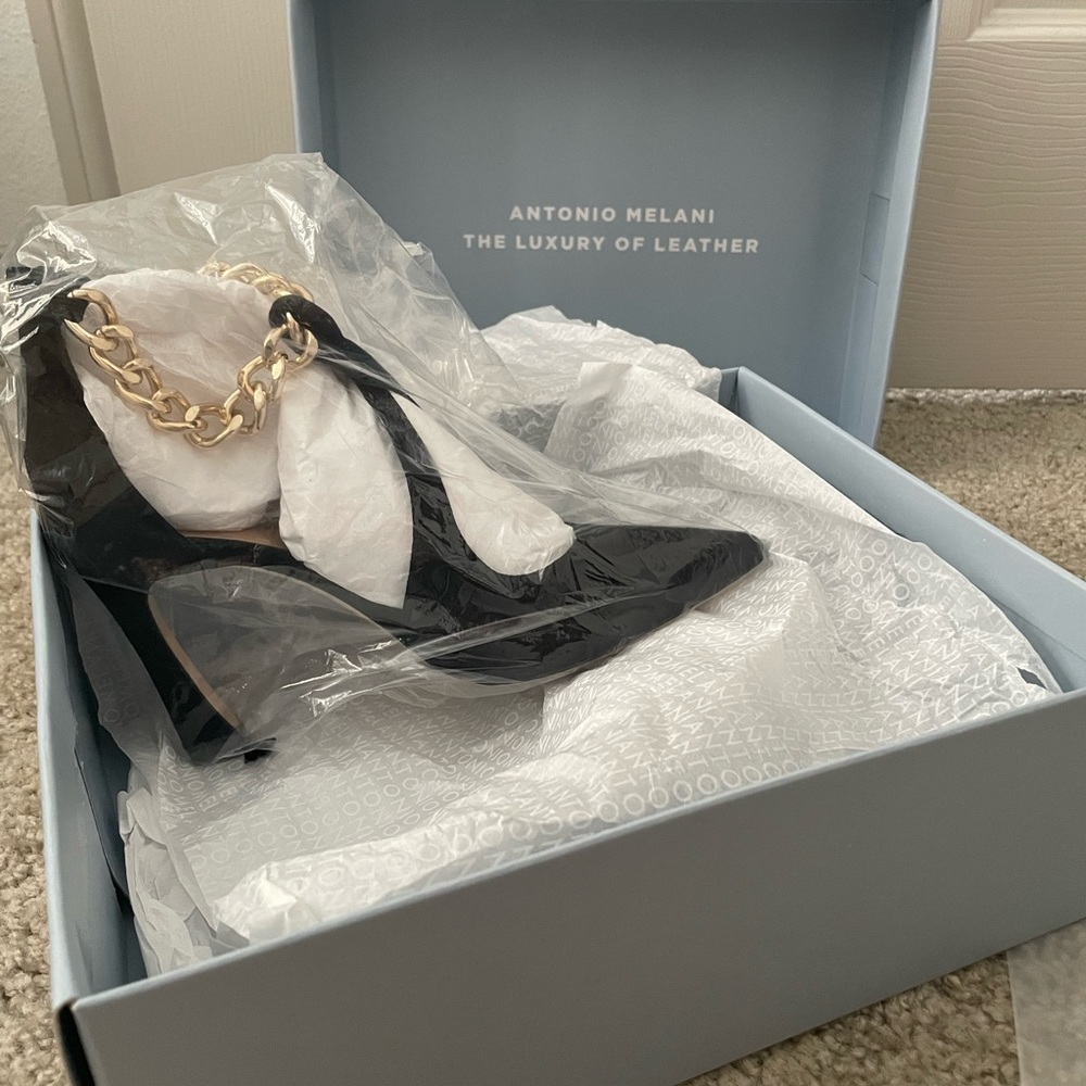 NEW Black Antonio Melani Suede Tiaa heels size 6.5